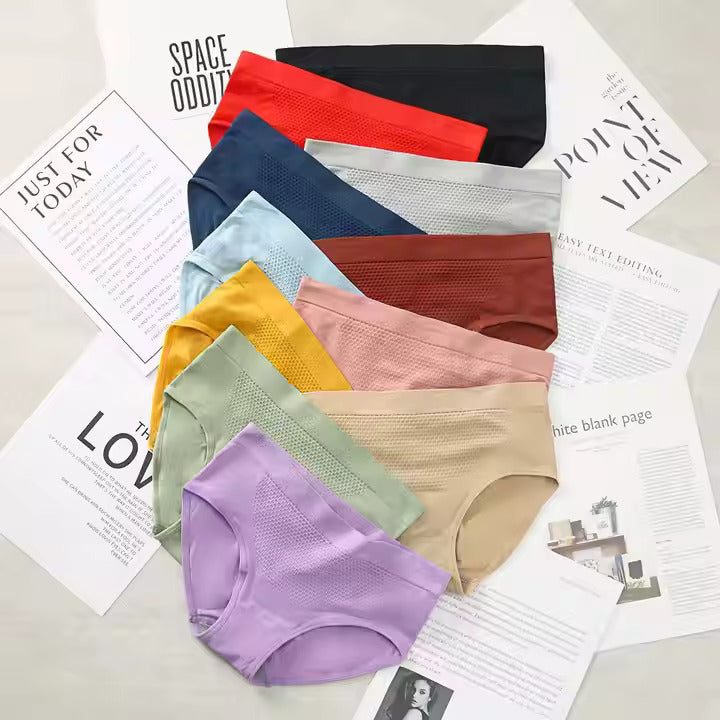 BlckBare™ Seamless Underwear – Women’s Mid-Waist Panties, Soft & Comfy Briefs